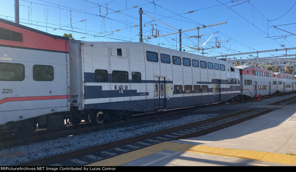 Caltrain 178